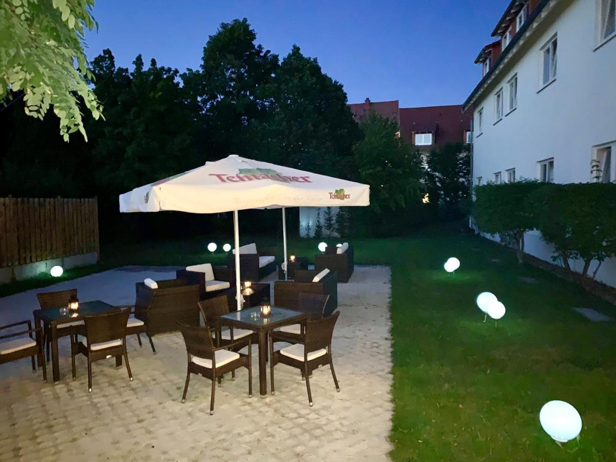 Hotel Ambiente Walldorf Walldorf  Zewnętrze zdjęcie